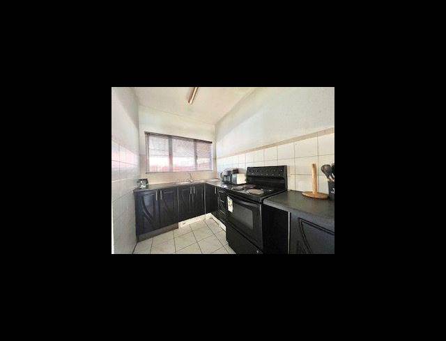 2 BEDROOM APARTMENT FOR SALE IN PRESTBURY